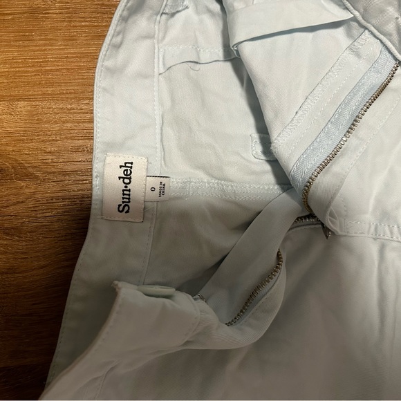 Aritzia Jaden short brand new - Picture 2 of 4